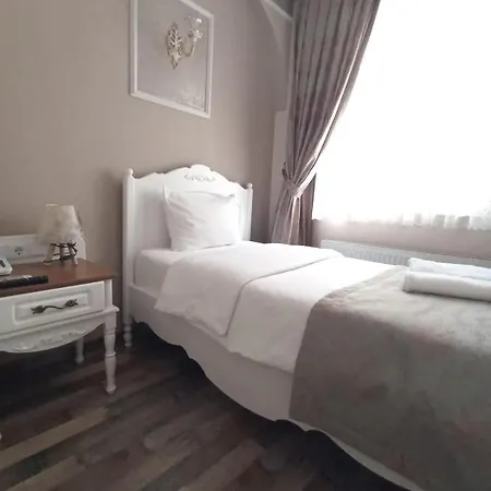 Hotel Zeynep Hatun 2*